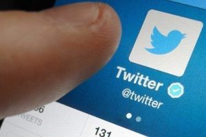 İspanya'da twitter ve facebook operasyonu