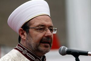 "Ge&ccedil;mişe takılmadan geleceği doğru inşaa etmek gerekir"