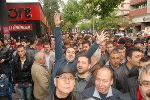 Eskişehirspor taraftarlarından bilet isyanı!