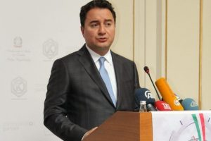 T&uuml;rkiye'de kontrol başka yapılardaydı