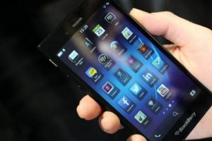 BlackBerry'nin bombası satışa &ccedil;ıktı!