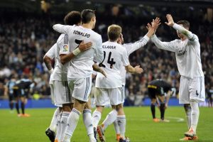Real Madrid taraftarları sabaha kadar uyumadı