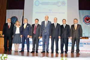 &Ouml;ğrenciler i&ccedil;in sendikal haklar kurultayı yapıldı