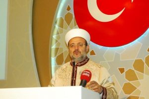 Kandil mesajında "kadın ve &ccedil;ocuk cinayetleri" vurgusu