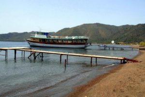Marmaris'te ka&ccedil;ak iskelelere yıkım