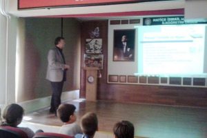 &Ouml;ğrencilere sağlıklı beslenme anlatıldı