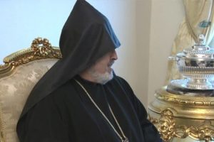 "Ortada bir ceset var ve k&ouml;t&uuml; kokmaya başladı"