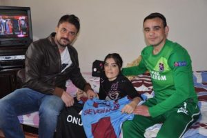 Kaptan Onur'dan anlamlı ziyaret