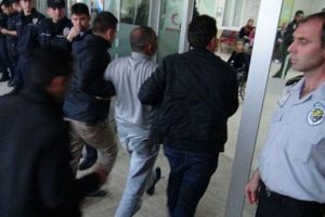 Sokak kavgasında kan aktı: 1 &ouml;l&uuml;, 6 yaralı
