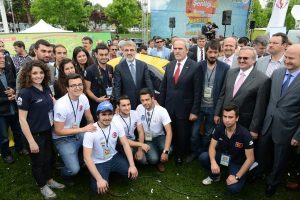 Bursa'da &ccedil;ılgın icatlar Bilim Şenliği'nde buluştu
