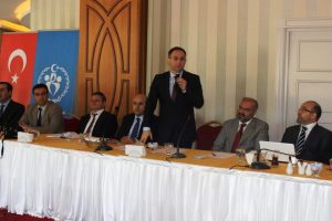 Gen&ccedil;lik &ccedil;alışmaları STK'larla b&uuml;y&uuml;yecek