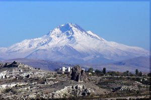 Erciyes'te 2 sıcak su kaynağı bulundu