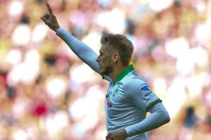 Yıldız futbolcu T&uuml;rkiye yolunda