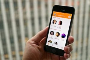 Foursquare ikiye b&ouml;l&uuml;n&uuml;yor