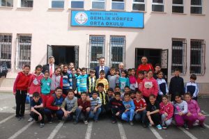 Okullarda Kutlu Doğum kutlamaları s&uuml;r&uuml;yor