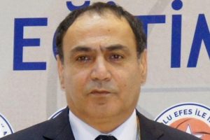 Anadolu Efes'te yol ayrımı
