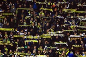 Akhisar'dan Fenerbah&ccedil;e'ye jest