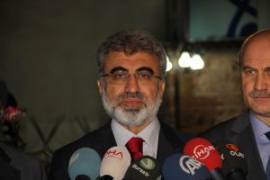 Bakan Yıldız'dan 3 d&ouml;nem kuralı değerlendirmesi