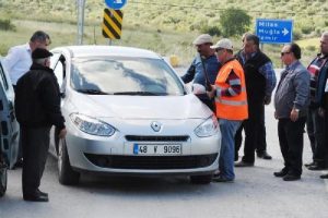 Mahalede hırsızlara karşı silahlı n&ouml;bet