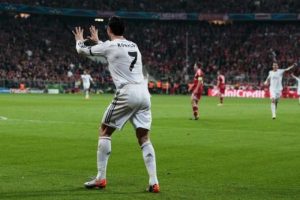 Ronaldo 50. gol&uuml;n&uuml; attı!