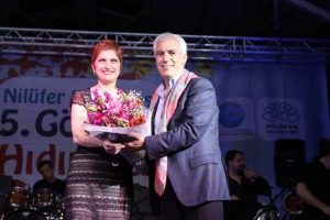 Nil&uuml;fer'de dilekler tutuldu, umutlar geleceğe taşındı