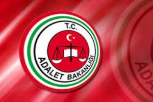 Adalet Bakanlığı'ndan tutuklu gazeteciler a&ccedil;ıklaması