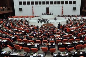 Eski bakanların fezlekeleri Meclis'te