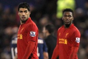 İngiltere'de yılın futbolcusu Suarez