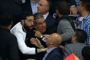 Mahmut Uslu kendisine saldıran kişiyi a&ccedil;ıkladı...