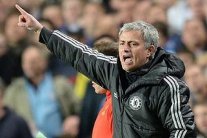 Mourinho forvet arayışında!
