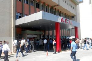 'R&ouml;mork'un altında feci &ouml;l&uuml;m