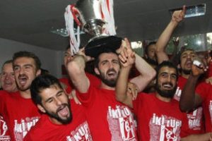Bu futbolcular 3 aydır maaş alamadı