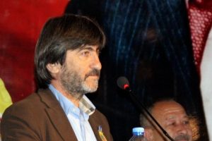 "G&uuml;ntekin Onay bazen ma&ccedil;ları izlemiyor"