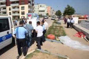 Mudanya sahilindeki seyyar satıcılara d&uuml;zenleme