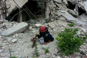 Suriyeli muhalifler Humus'tan tahliye ediliyor