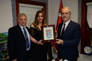 Makedon başkanlardan tebrik ziyareti