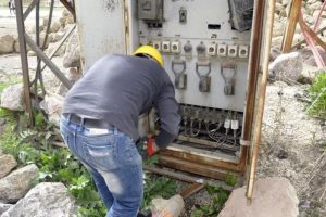 Y&uuml;ksekova'da otogarda elektrik kesintisi
