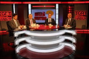 AK Parti'nin cumhurbaşkanı adayını a&ccedil;ıkladı