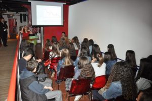 Merinos Enerji M&uuml;zesi, ticaret meslek lisesi &ouml;ğrencilerini ağırladı
