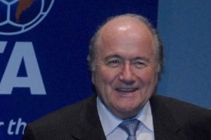 Sepp Blatter başkanlıktan vazge&ccedil;miyor!