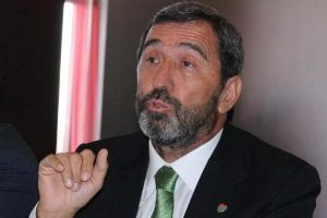 Hayri Yazıcı aday olmaktan vazge&ccedil;ti!
