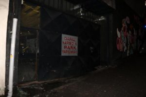 Sanat galerisine saldırı