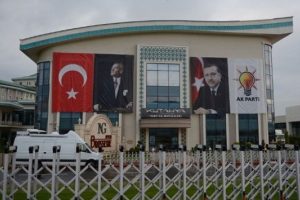 Bakan Yardımcısı kalp krizi ge&ccedil;irdi