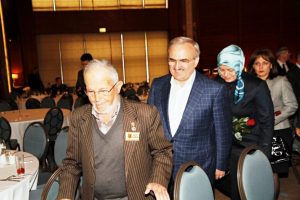 Bursa'da şehit ve gazi aileleri yemekte buluştu