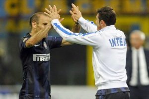Inter Avrupa Lig'i &uuml;mitlerini yeşertti:4-1