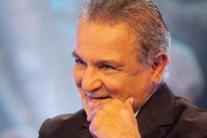 Kenan Işık'ın sesi geceye damga vurdu