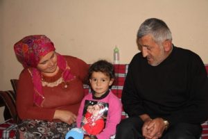 Her şeyden bihaber