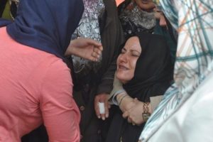 Anneler g&uuml;n&uuml;nde evladını toprağa verdi