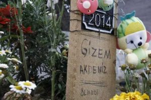 Gizem'in mezarına bakın ne yazdılar?