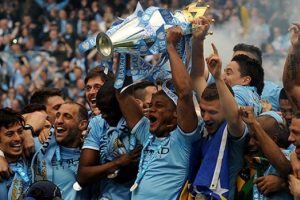 İngiltere'de Şampiyon Manchester City!